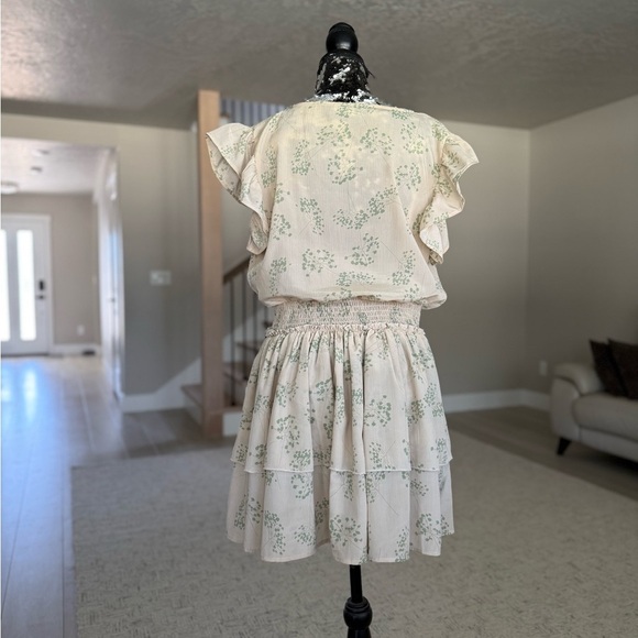 Floral Cream Dress - Cara Loren - Picture 8 of 10